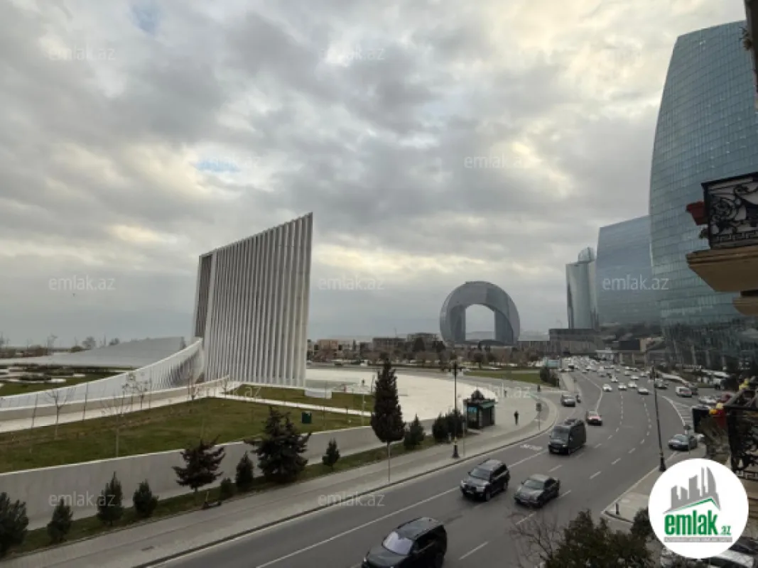 Satılır 3 otaqlı köhnə tikili 60 m²