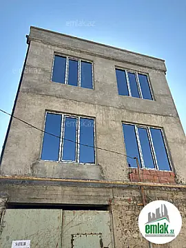 Satılır 6 otaqlı həyət evi 300 m²