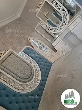 Satılır 2 otaqlı köhnə tikili 70 m²