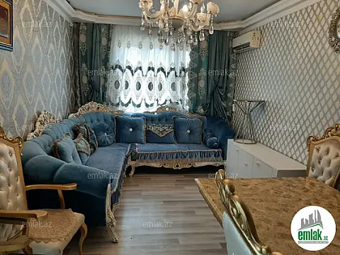 Satılır 2 otaqlı köhnə tikili 70 m²