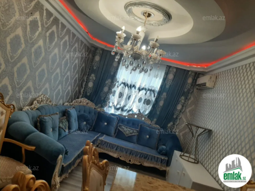 Satılır 2 otaqlı köhnə tikili 70 m²