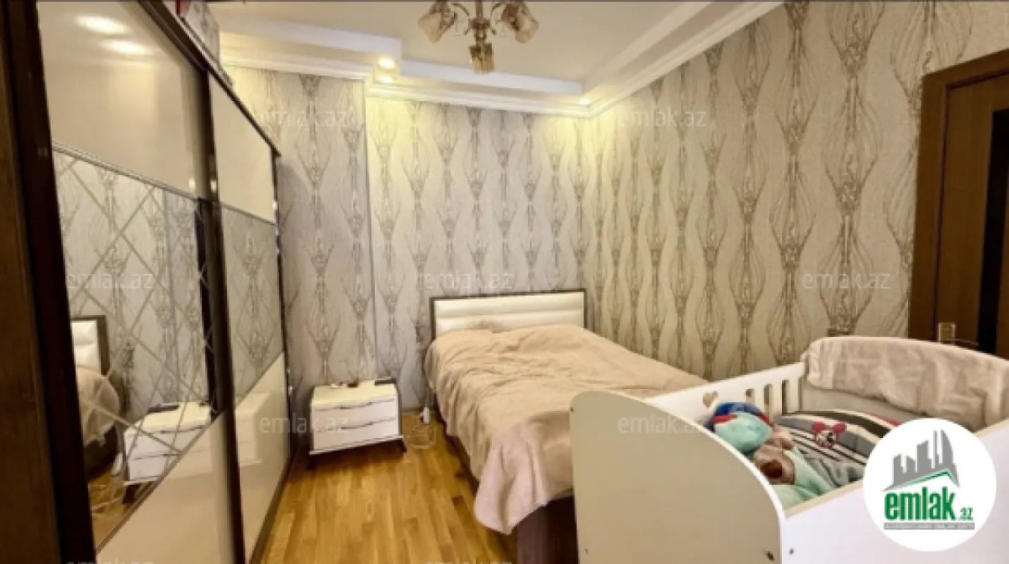 Satılır 2 otaqlı yeni tikili 98 m²