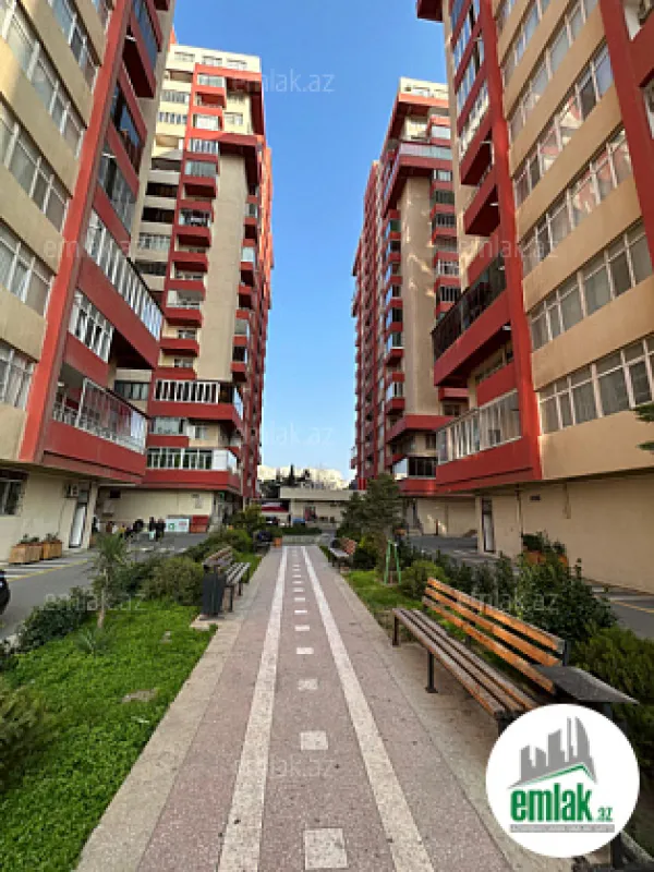 Satılır 2 otaqlı yeni tikili 98 m²