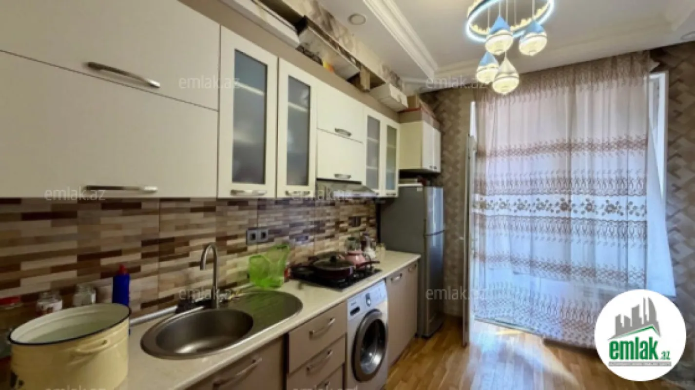 Satılır 2 otaqlı yeni tikili 98 m²