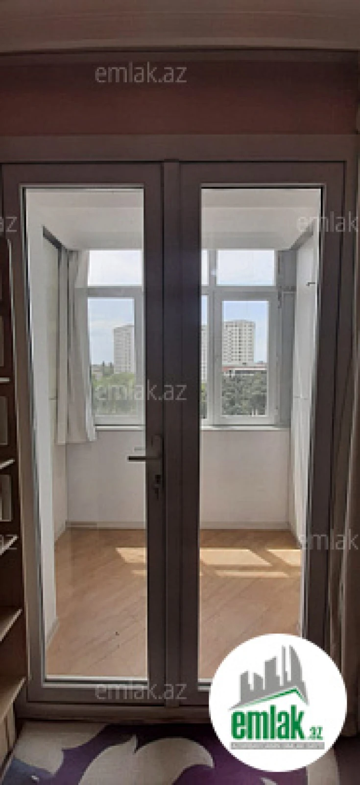 Satılır 3 otaqlı köhnə tikili 80 m²