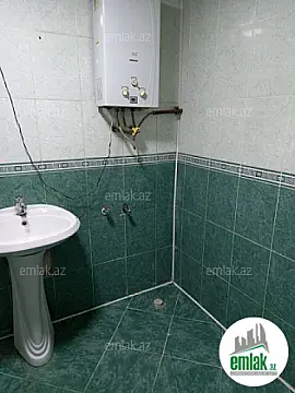 Satılır 4 otaqlı köhnə tikili 78 m²
