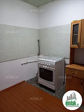 Satılır 4 otaqlı köhnə tikili 78 m²