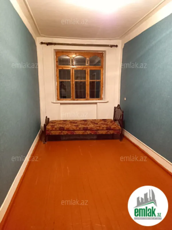 Satılır 4 otaqlı köhnə tikili 78 m²