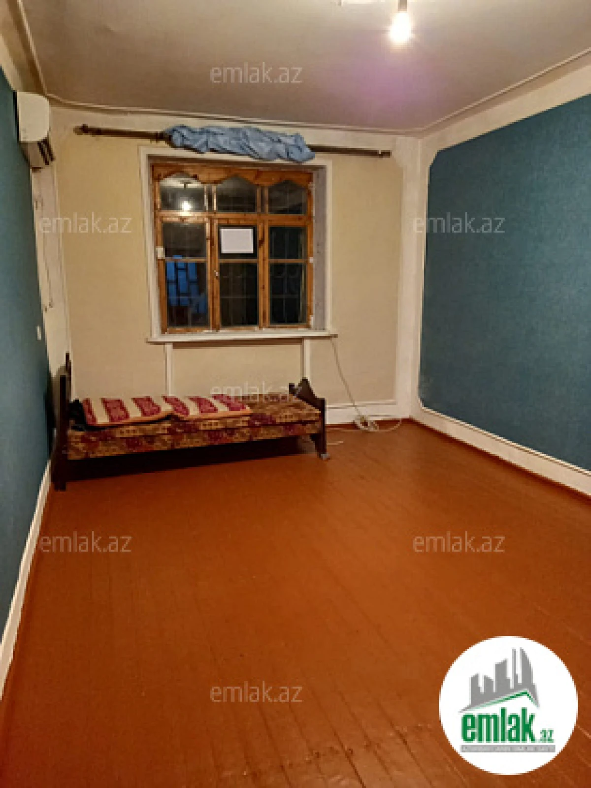 Satılır 4 otaqlı köhnə tikili 78 m²