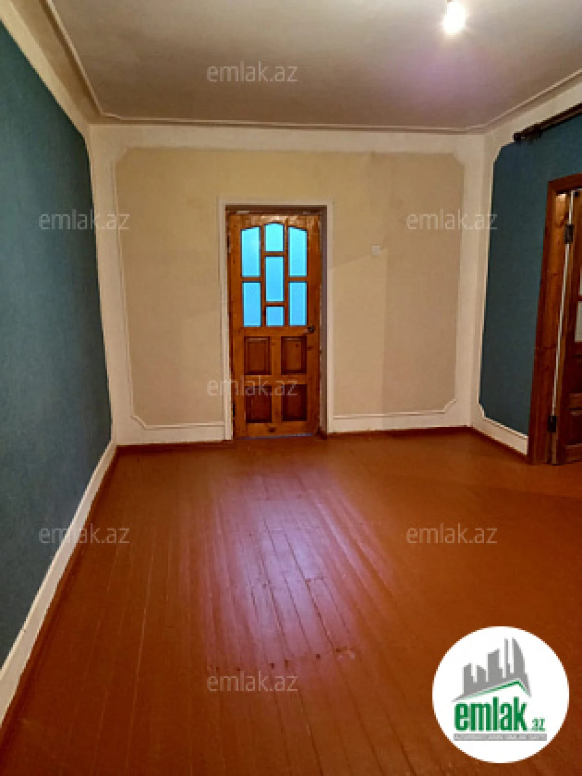 Satılır 4 otaqlı köhnə tikili 78 m²