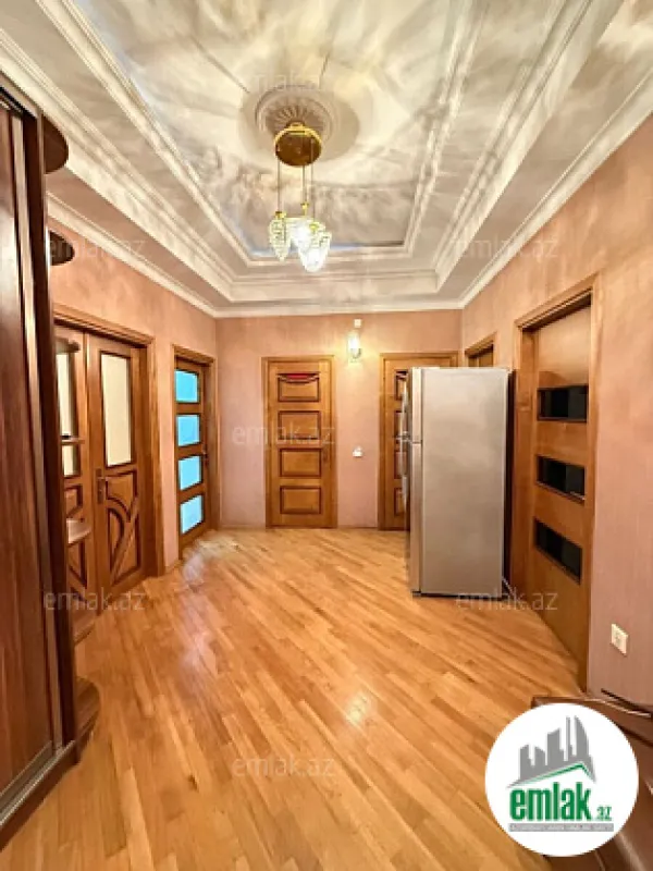 Satılır 3 otaqlı yeni tikili 115 m²