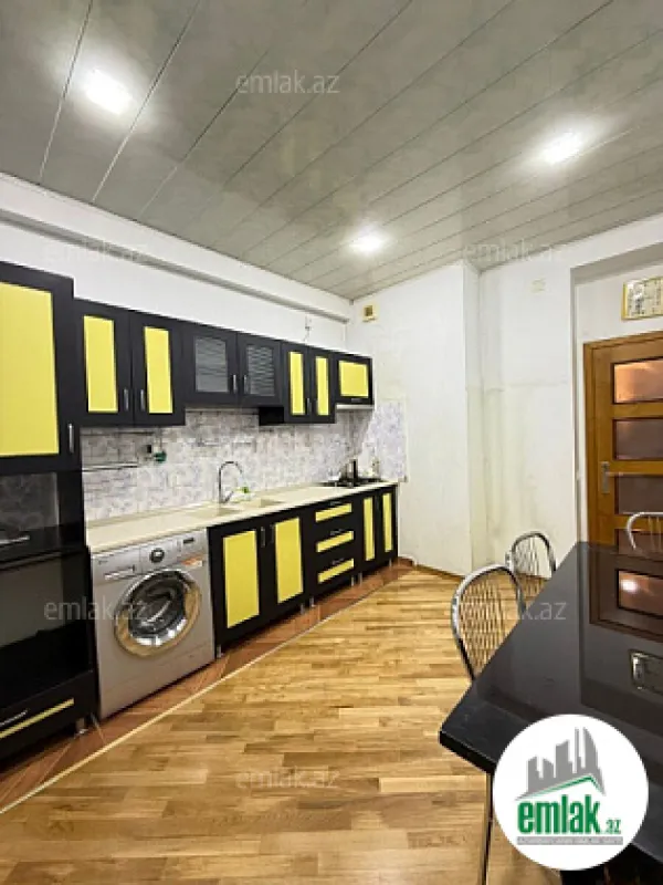 Satılır 3 otaqlı yeni tikili 115 m²