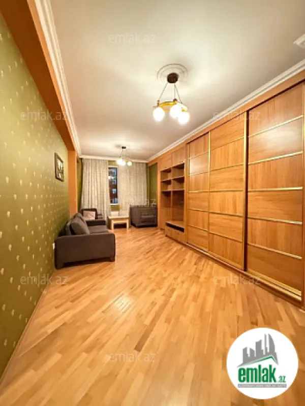 Satılır 3 otaqlı yeni tikili 115 m²