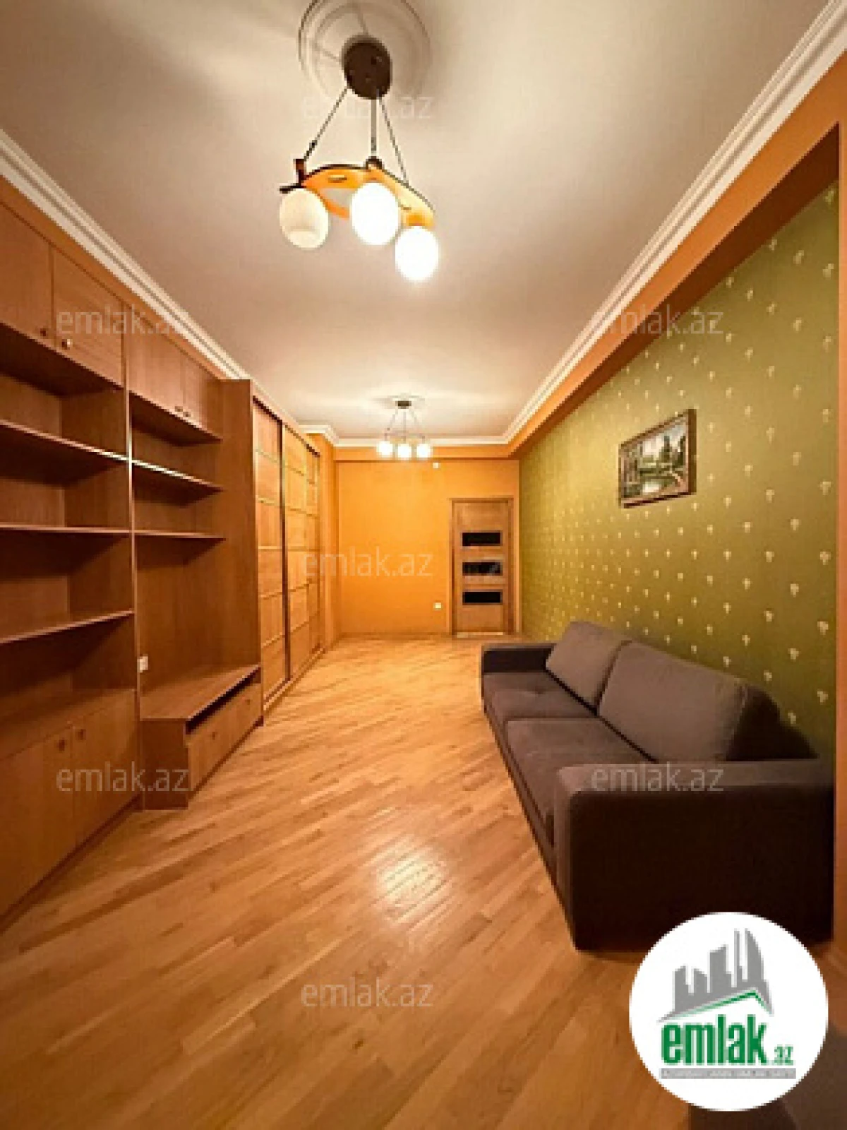 Satılır 3 otaqlı yeni tikili 115 m²