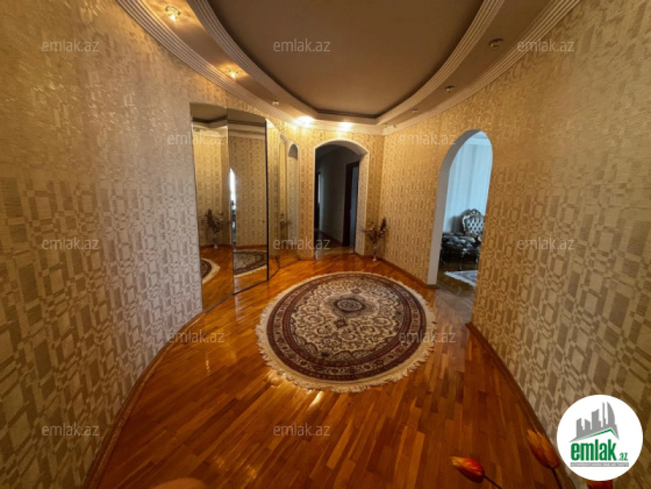 Satılır 3 otaqlı yeni tikili 137 m²