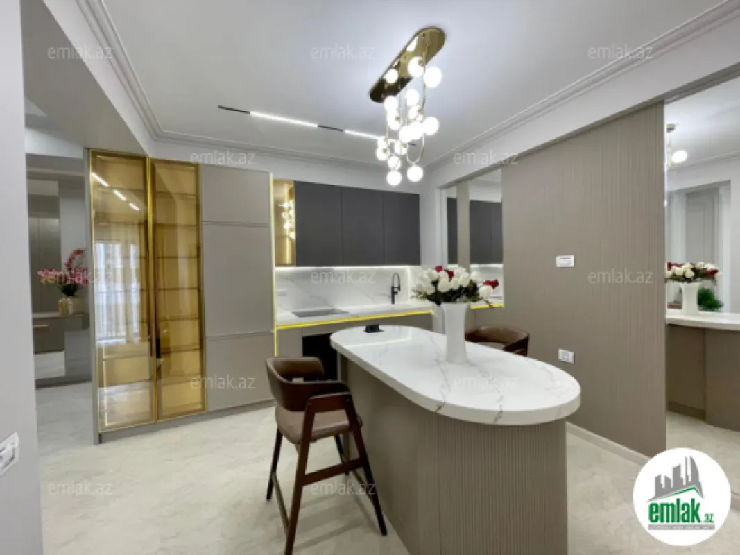 Satılır 2 otaqlı yeni tikili 65 m²