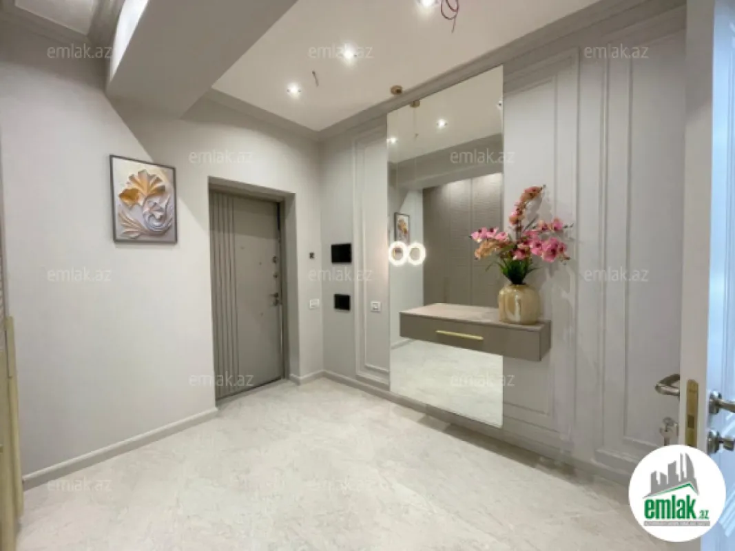 Satılır 2 otaqlı yeni tikili 65 m²