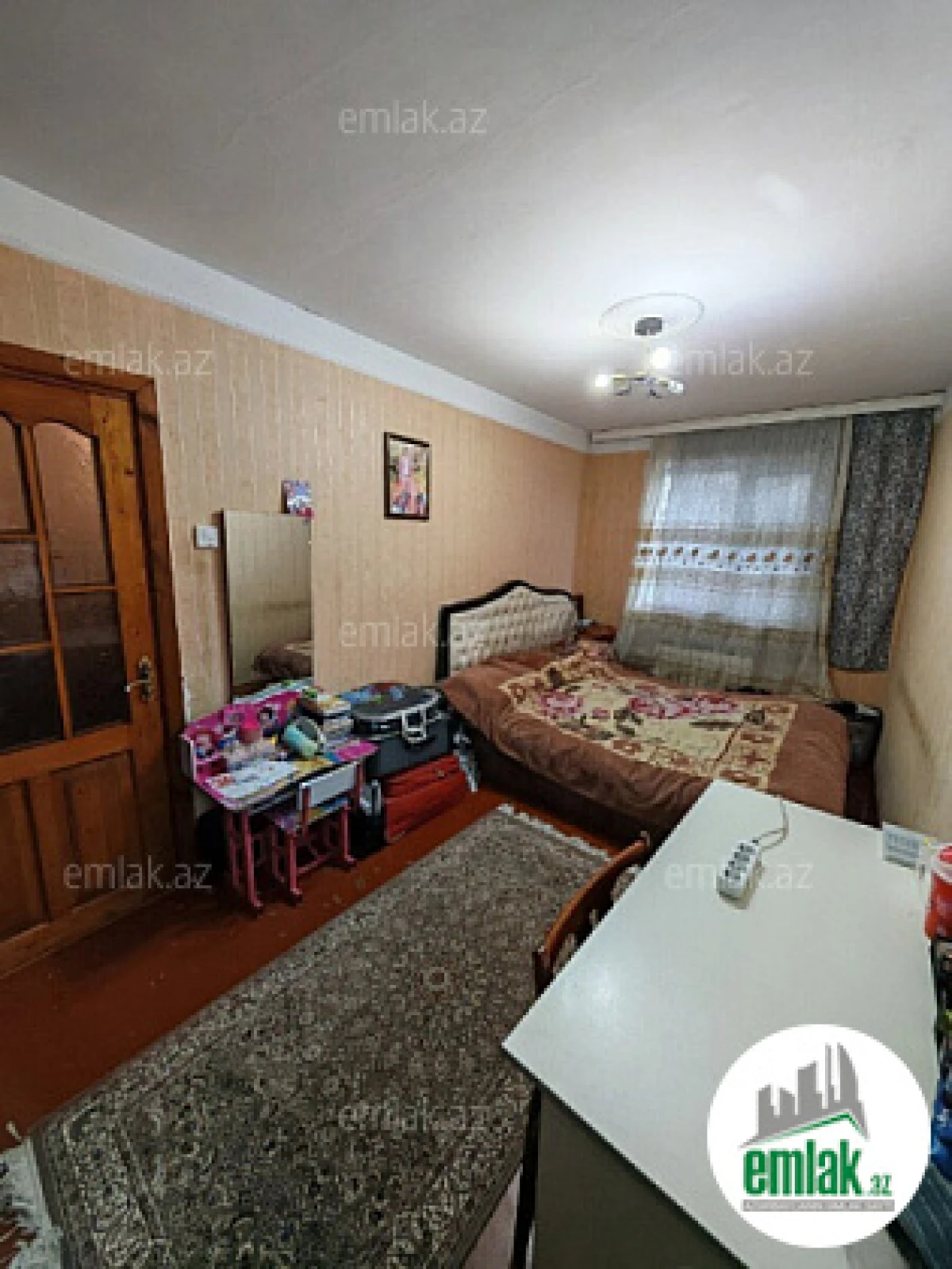 Satılır 2 otaqlı köhnə tikili 48 m²