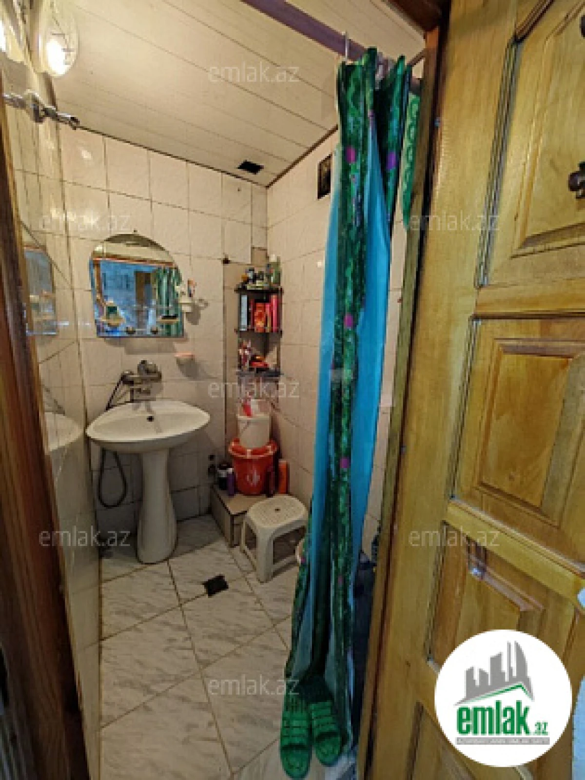 Satılır 2 otaqlı köhnə tikili 48 m²