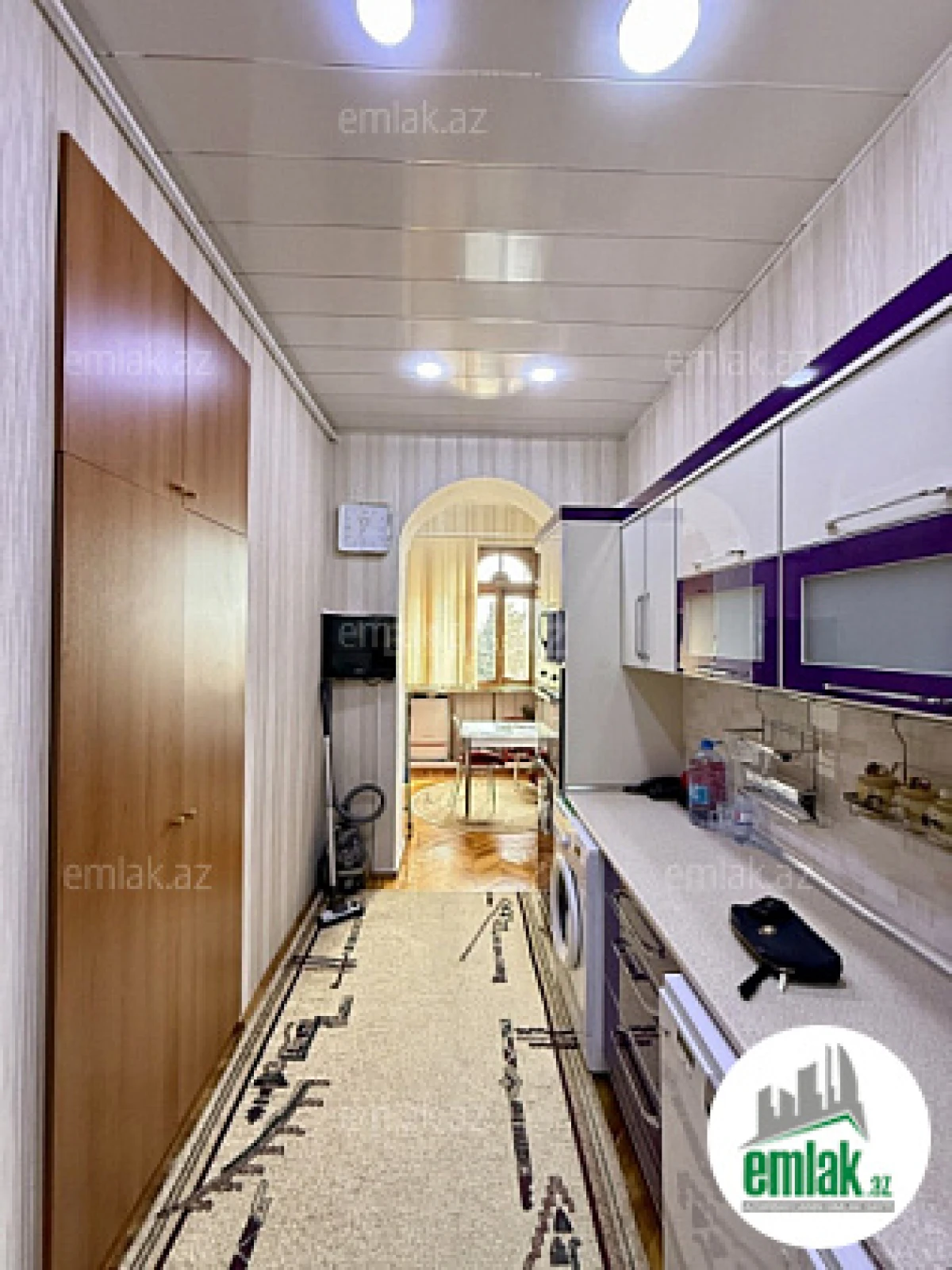 Satılır 3 otaqlı köhnə tikili 90 m²