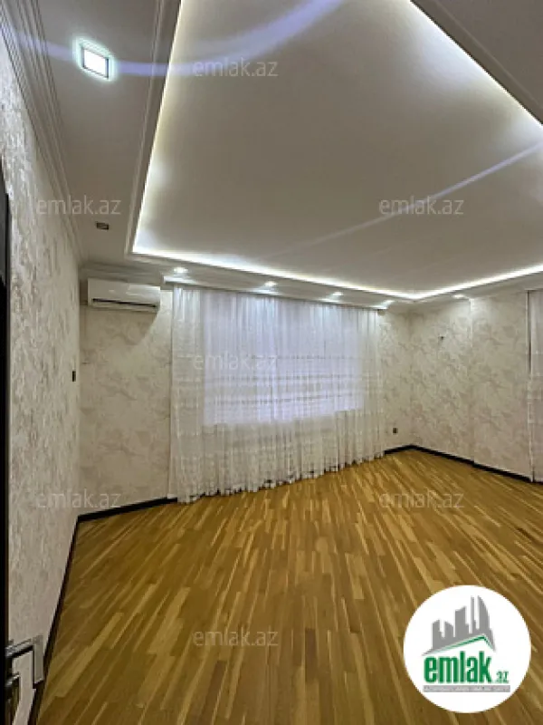 Satılır 3 otaqlı yeni tikili 125 m²