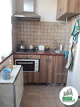Satılır 2 otaqlı köhnə tikili 40 m²