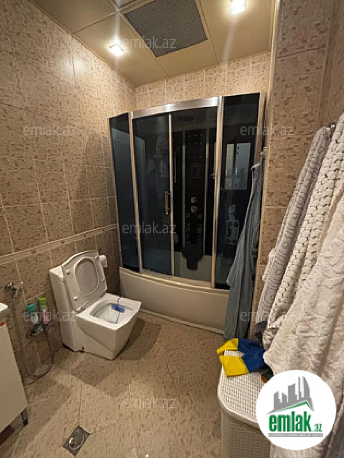 Satılır 3 otaqlı yeni tikili 140 m²