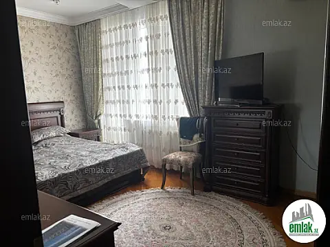 Satılır 3 otaqlı yeni tikili 140 m²