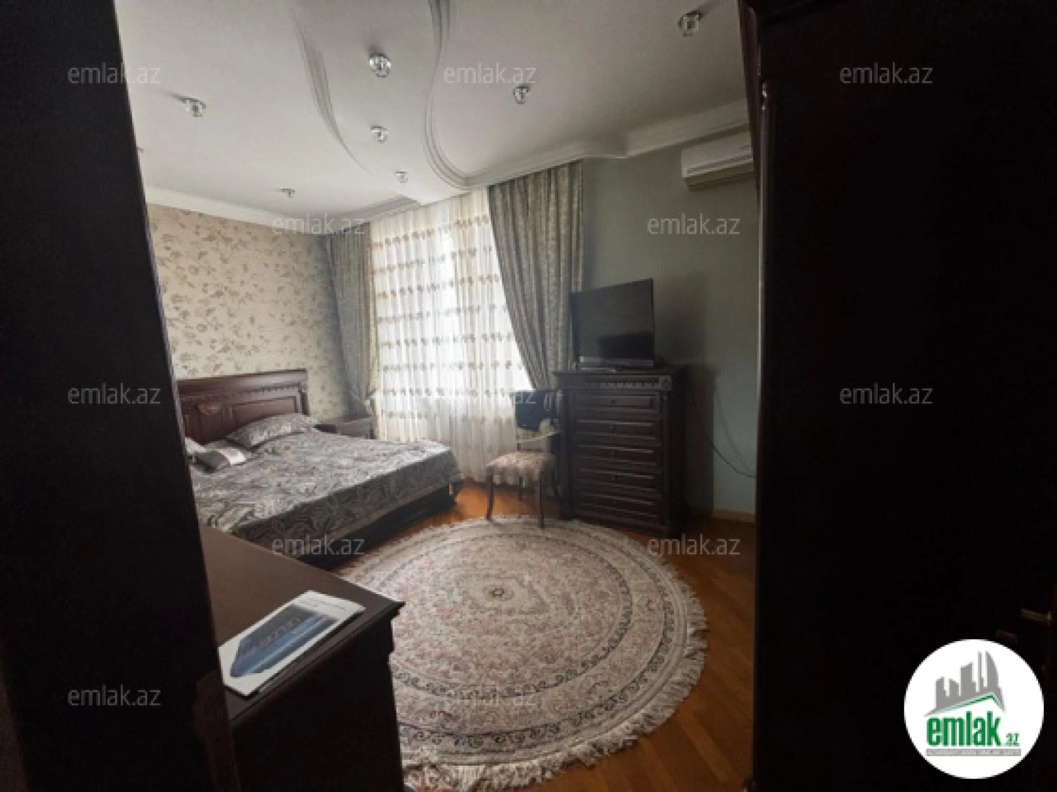 Satılır 3 otaqlı yeni tikili 140 m²