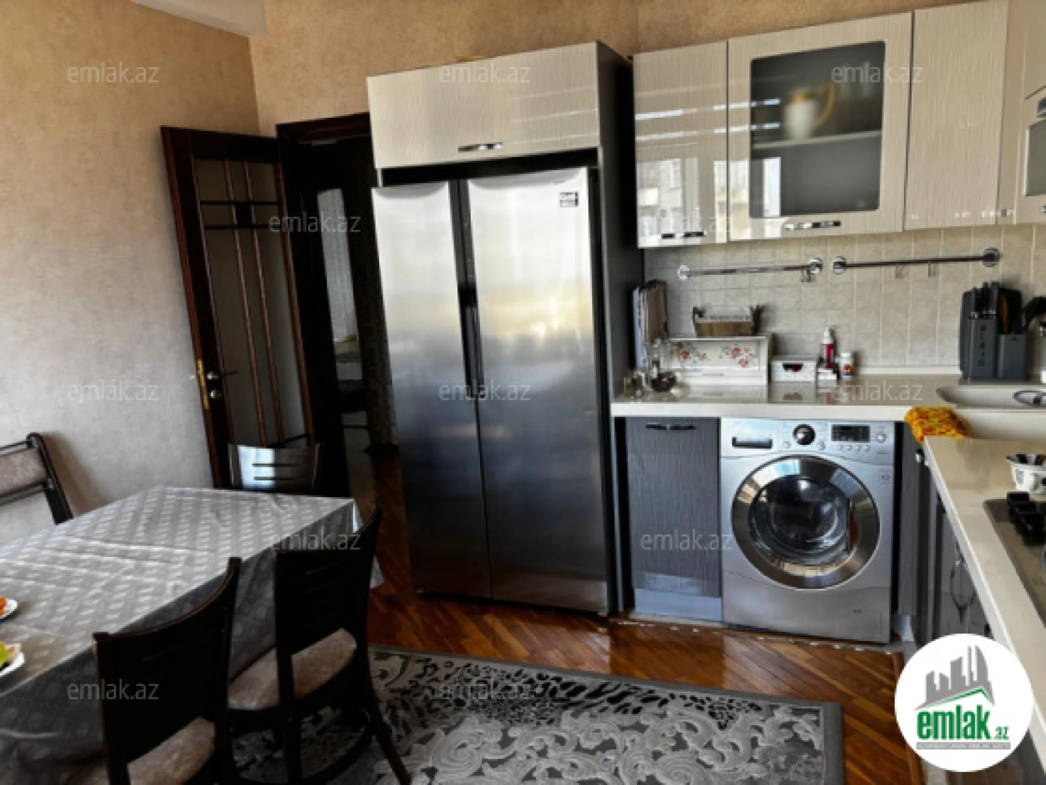 Satılır 3 otaqlı yeni tikili 140 m²