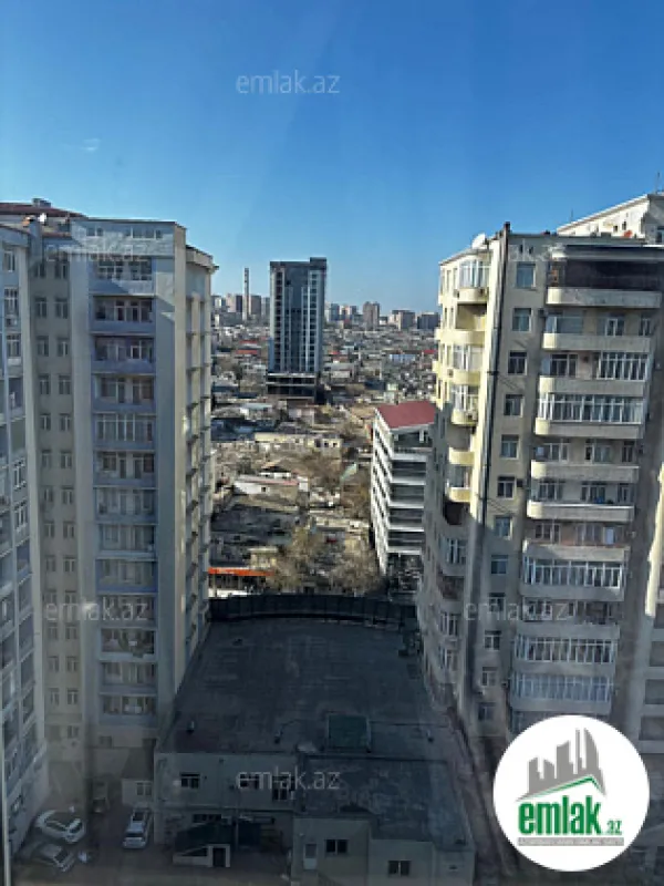 Satılır 3 otaqlı yeni tikili 140 m²