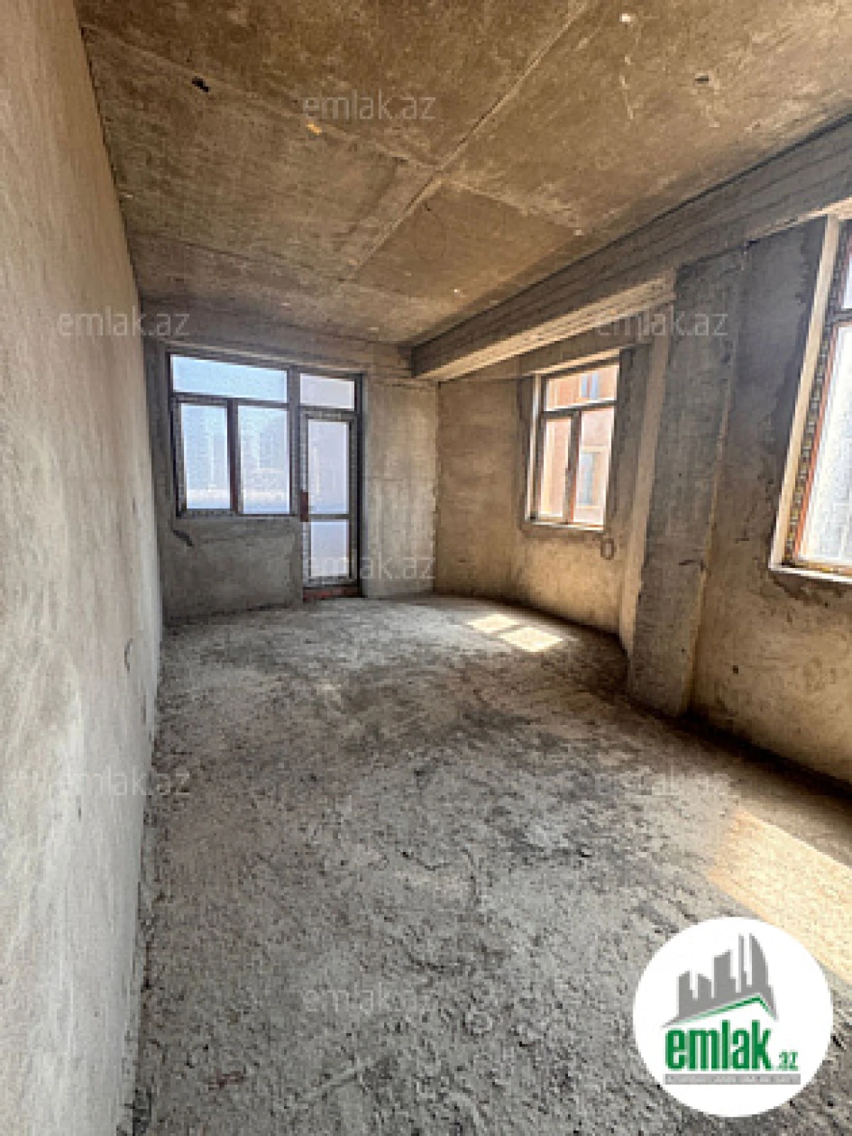Satılır 4 otaqlı yeni tikili 151 m²