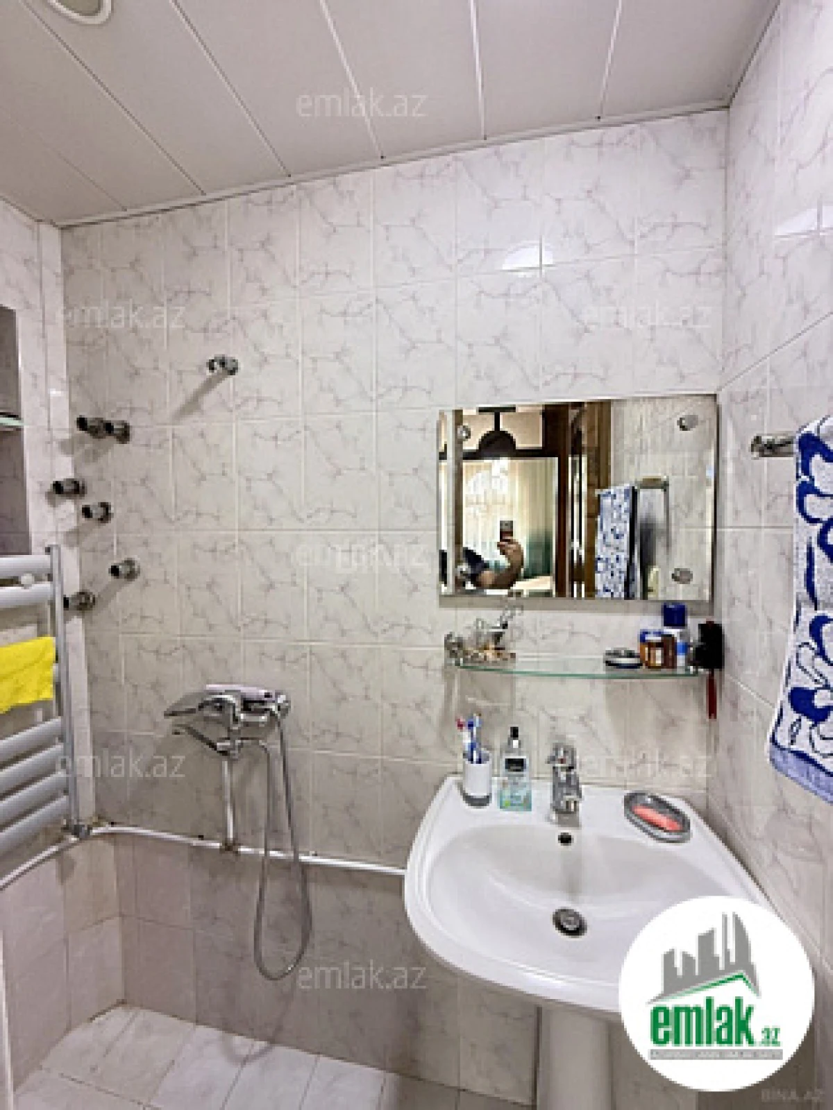 Satılır 3 otaqlı köhnə tikili 90 m²