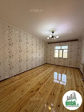 Satılır 3 otaqlı köhnə tikili 136 m²