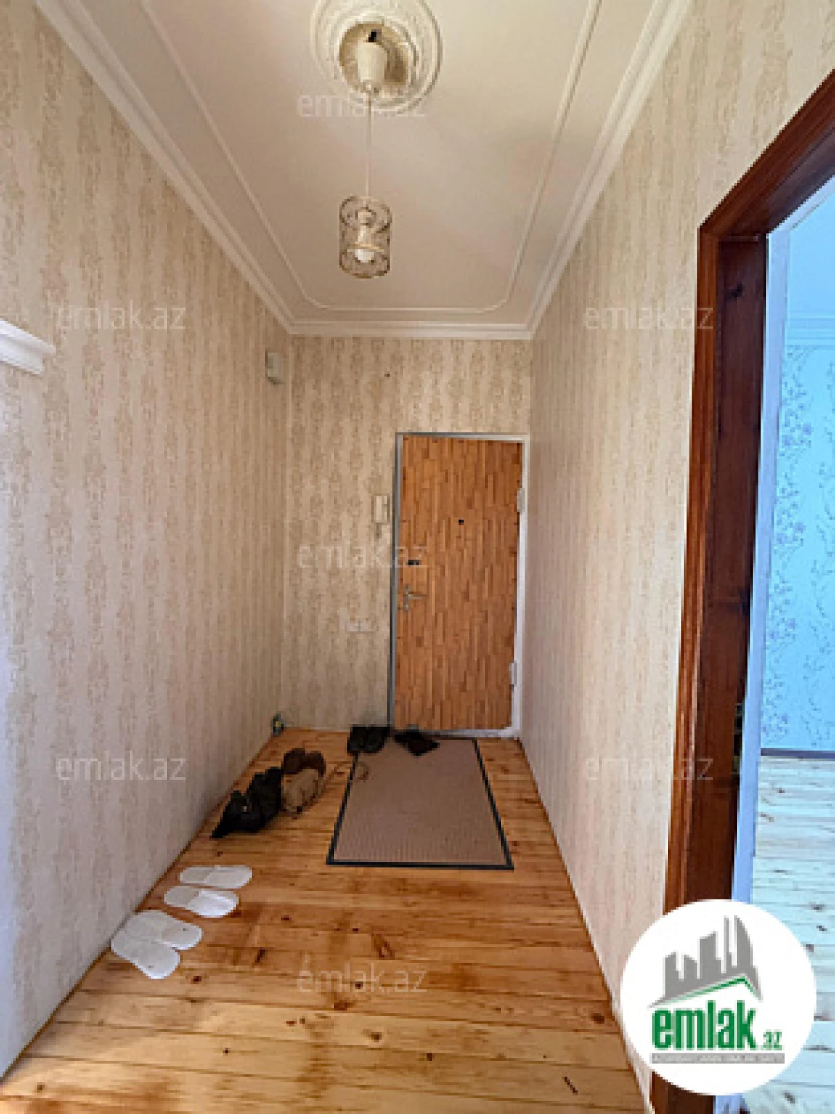 Satılır 3 otaqlı köhnə tikili 136 m²