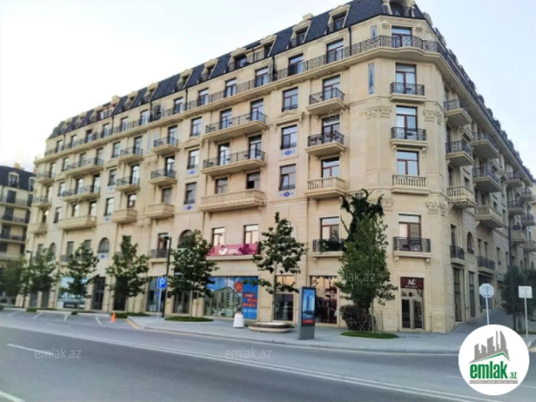 Satılır 3 otaqlı yeni tikili 90 m²