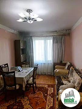 Satılır 3 otaqlı köhnə tikili 75 m²