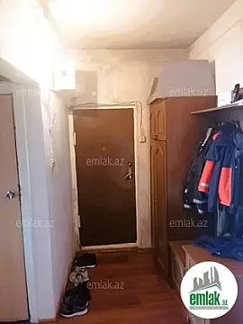 Satılır 3 otaqlı köhnə tikili 75 m²