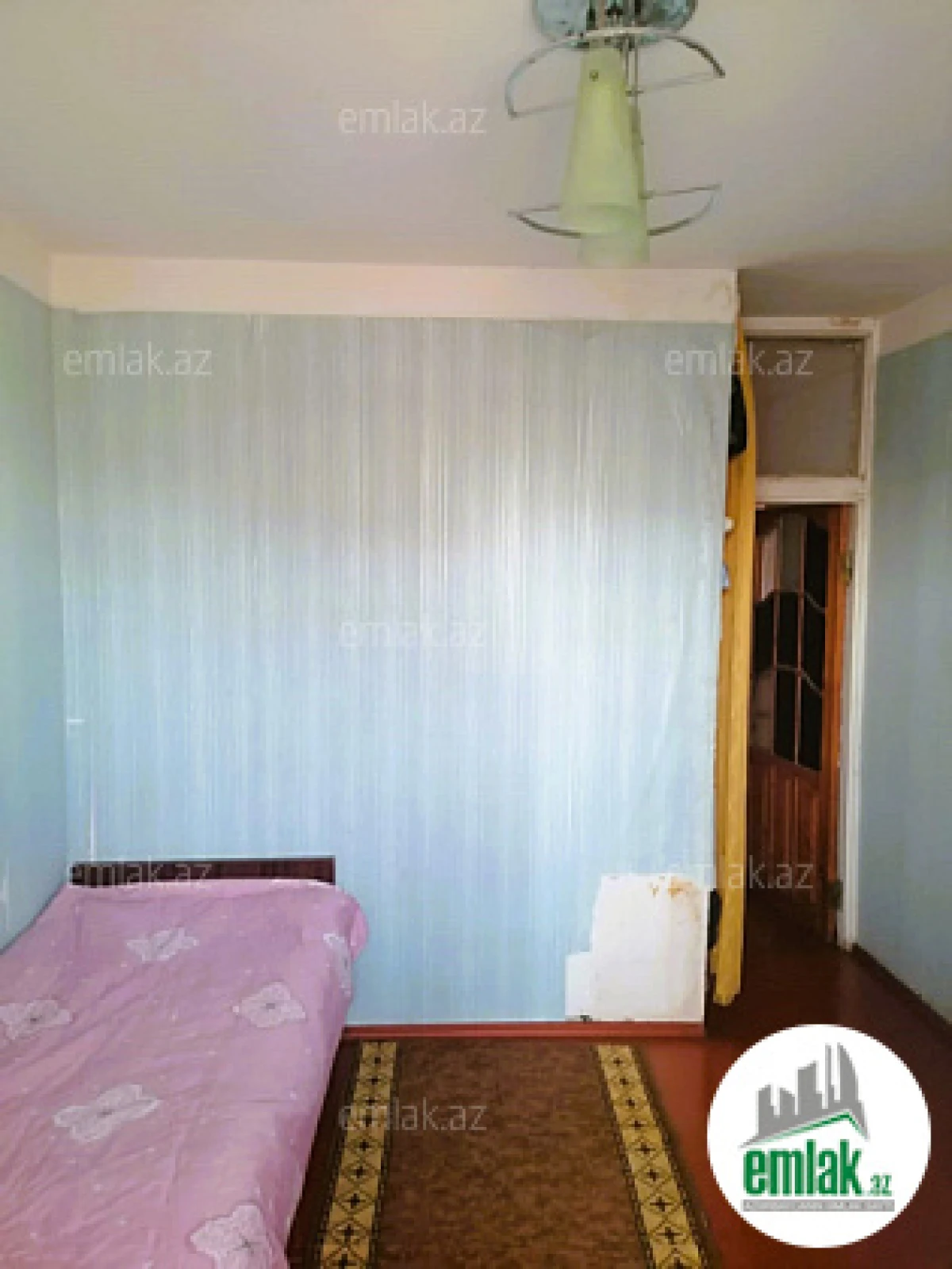 Satılır 3 otaqlı köhnə tikili 75 m²