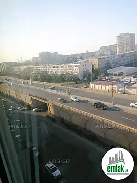 Satılır 3 otaqlı köhnə tikili 75 m²