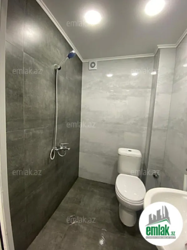 Satılır 2 otaqlı köhnə tikili 45 m²