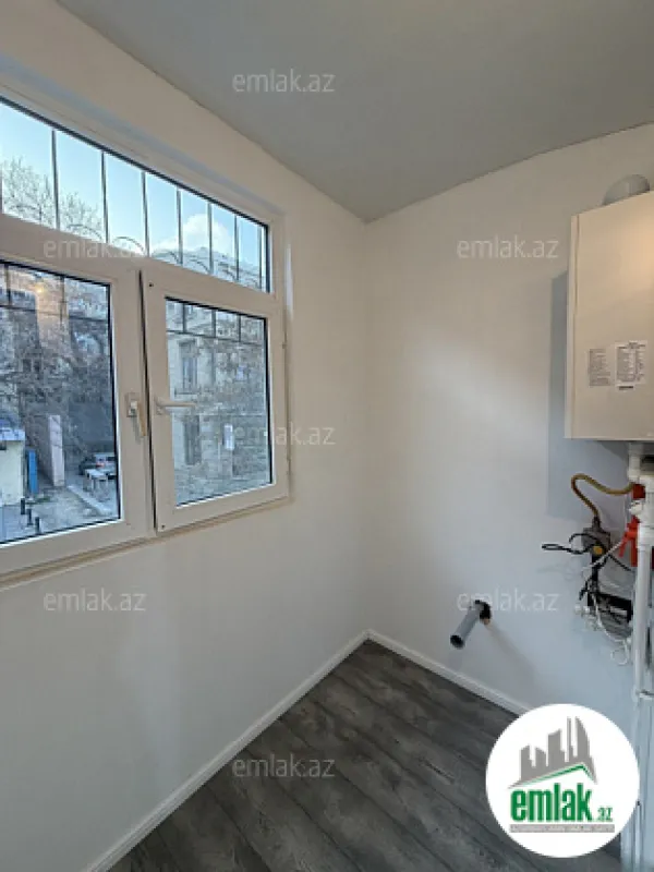Satılır 2 otaqlı köhnə tikili 45 m²