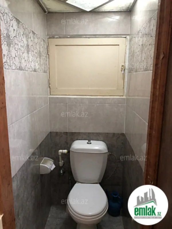 Satılır 3 otaqlı köhnə tikili 75 m²