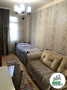 Satılır 3 otaqlı köhnə tikili 75 m²