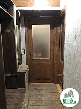 Satılır 3 otaqlı köhnə tikili 75 m²