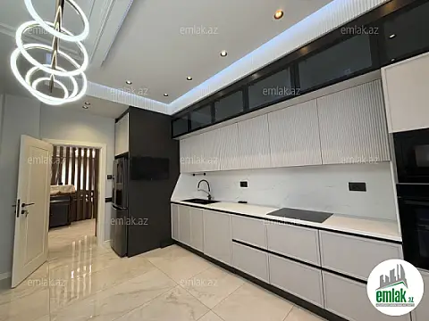 Satılır 4 otaqlı yeni tikili 141 m²