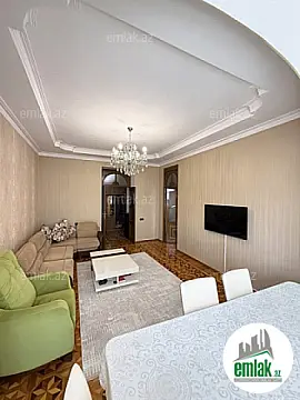 Satılır 3 otaqlı köhnə tikili 84 m²
