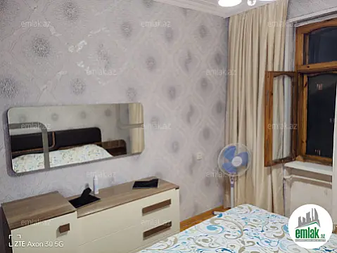 Satılır 3 otaqlı köhnə tikili 82 m²