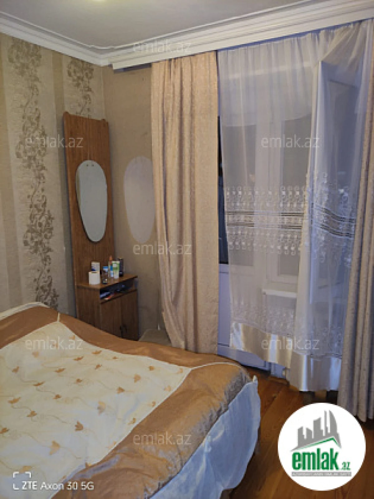 Satılır 3 otaqlı köhnə tikili 82 m²