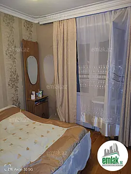 Satılır 3 otaqlı köhnə tikili 82 m²